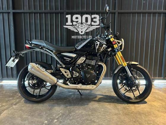 TRIUMPH SPEED 400 